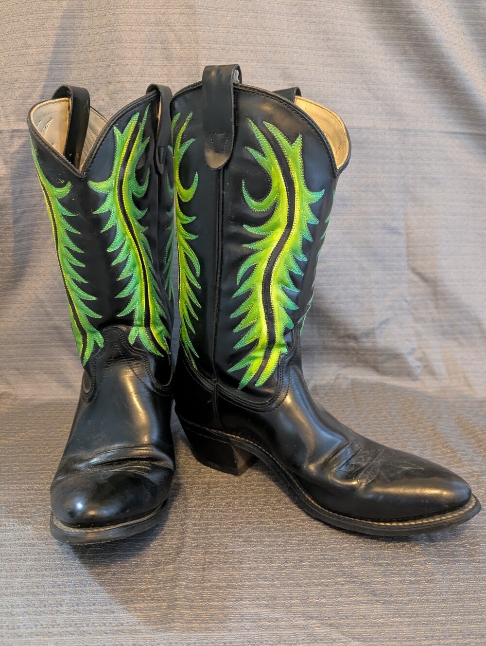 Vintage Texas Boot Co. Black & Neon Cowboy Boots - Men's 10